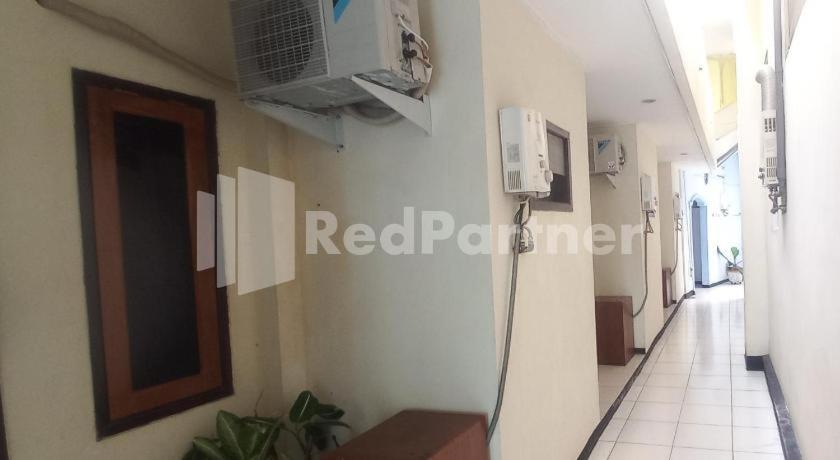 Oyo 3956 Hotel Palem 2 Syariah マラン エクステリア 写真